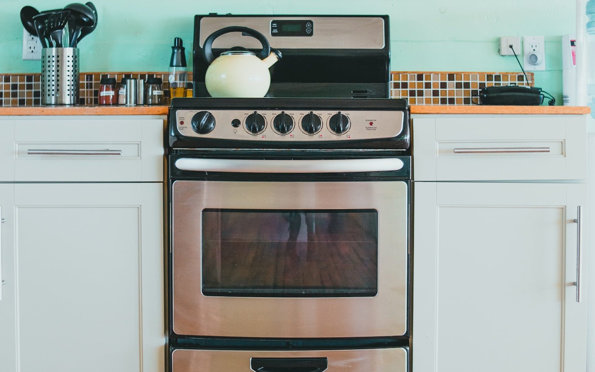 Do Bakers Prefer Gas Or Electric Ovens